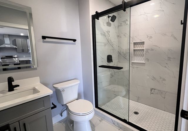 585 Washington St 0301, Quincy, MA 02169