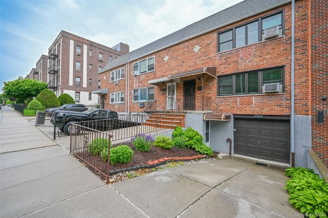 36-39 168th Street, Flushing, NY 11358