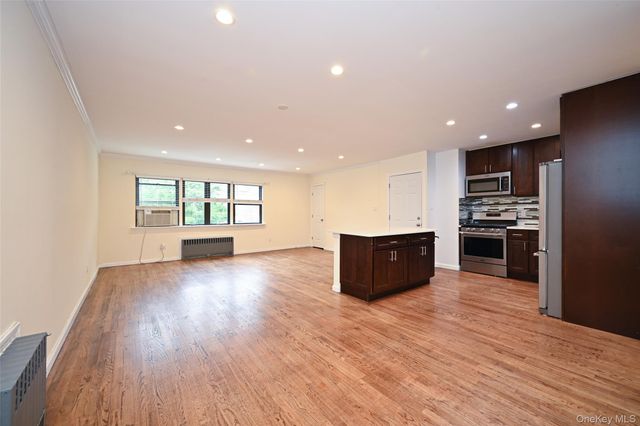 36-39 168th Street, Flushing, NY 11358