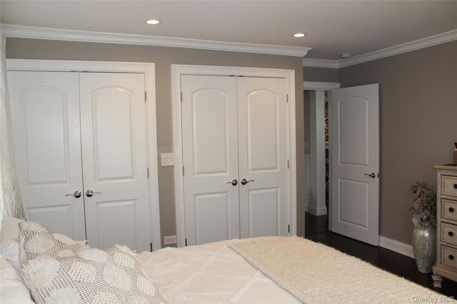 3157 Waterbury Avenue, Bronx, NY 10465