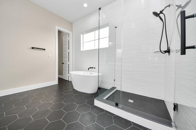 125 E 38th Street, Houston, TX 77018