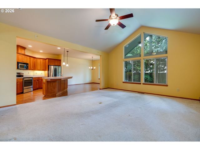 1969 Nw WOODLAND Dr, Mc Minnville, OR 97128