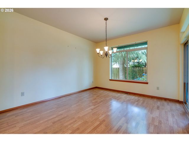 1969 Nw WOODLAND Dr, Mc Minnville, OR 97128