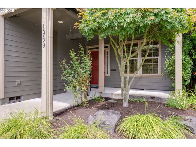 1969 Nw WOODLAND Dr, Mc Minnville, OR 97128