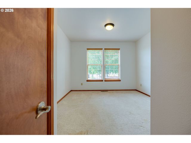 1969 Nw WOODLAND Dr, Mc Minnville, OR 97128