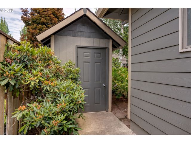 1969 Nw WOODLAND Dr, Mc Minnville, OR 97128
