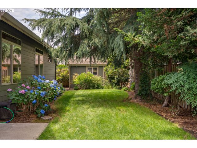 1969 Nw WOODLAND Dr, Mc Minnville, OR 97128