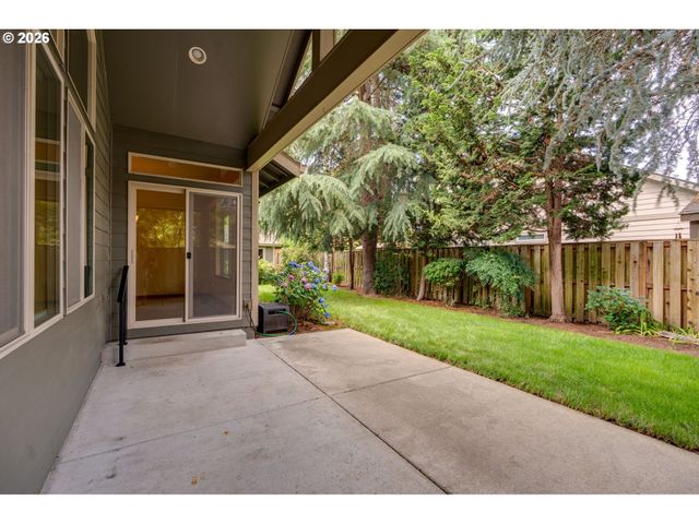 1969 Nw WOODLAND Dr, Mc Minnville, OR 97128