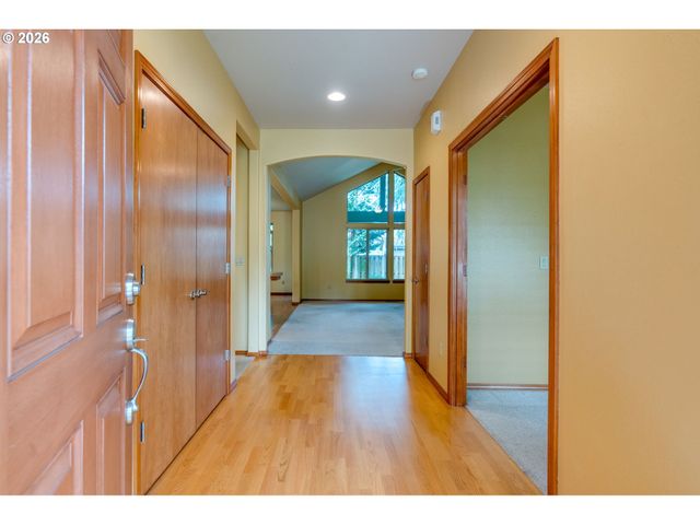 1969 Nw WOODLAND Dr, Mc Minnville, OR 97128