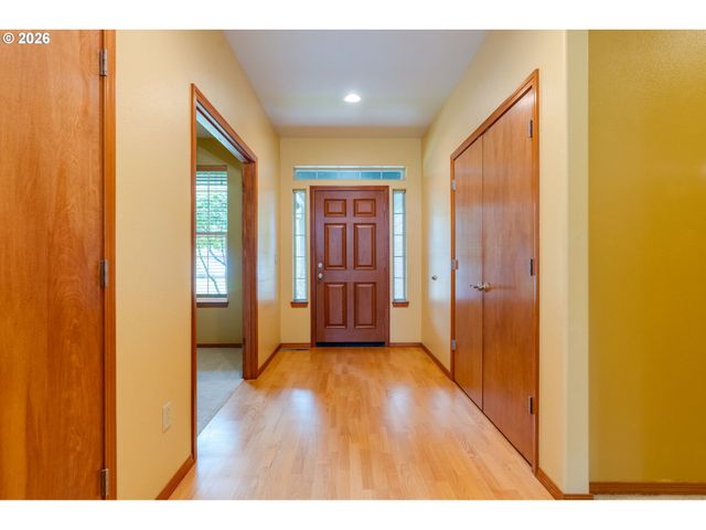 1969 Nw WOODLAND Dr, Mc Minnville, OR 97128