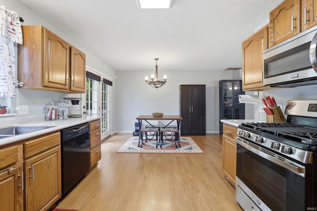 1204 W Woodhill Drive, Bloomington, IN 47403
