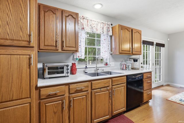 1204 W Woodhill Drive, Bloomington, IN 47403