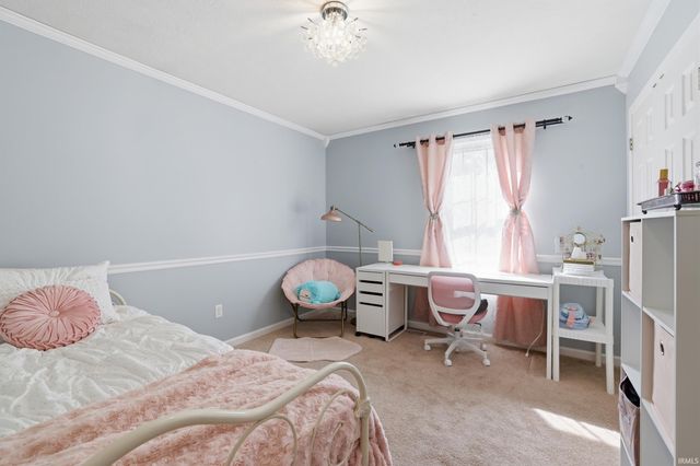 1204 W Woodhill Drive, Bloomington, IN 47403