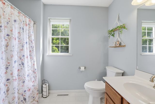 1204 W Woodhill Drive, Bloomington, IN 47403
