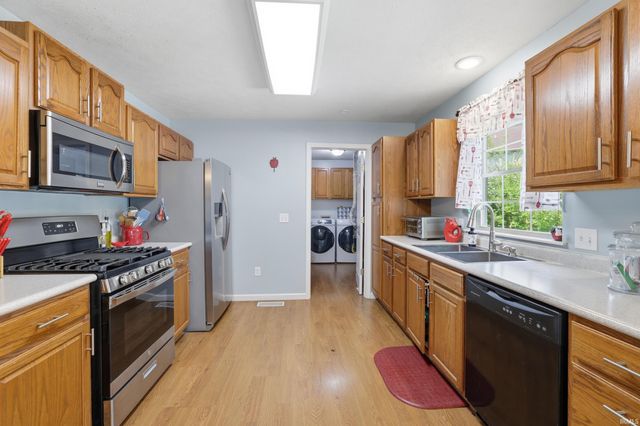 1204 W Woodhill Drive, Bloomington, IN 47403
