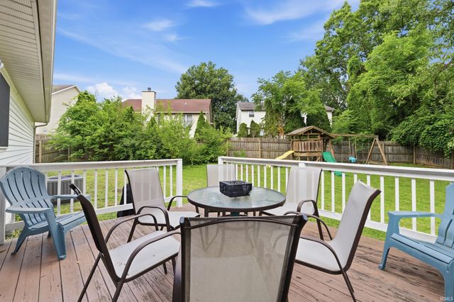1204 W Woodhill Drive, Bloomington, IN 47403