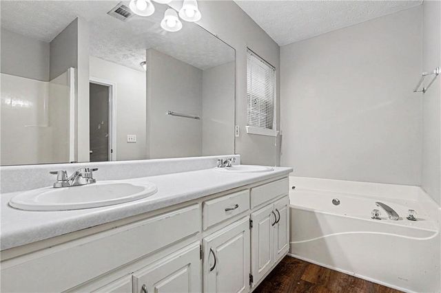 253 Pebble Creek Drive, Mcdonough, GA 30253