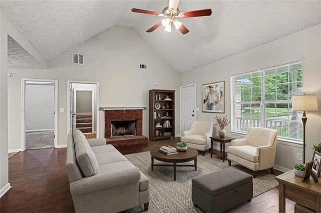 253 Pebble Creek Drive, Mcdonough, GA 30253