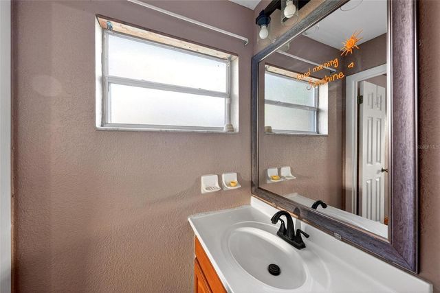 715 4TH STREET, Polk City, FL 33868
