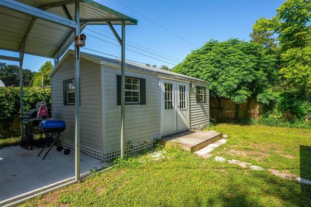 715 4TH STREET, Polk City, FL 33868