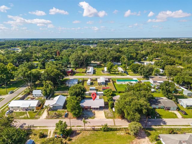 715 4TH STREET, Polk City, FL 33868