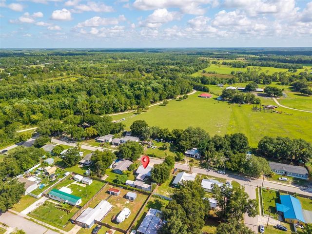 715 4TH STREET, Polk City, FL 33868