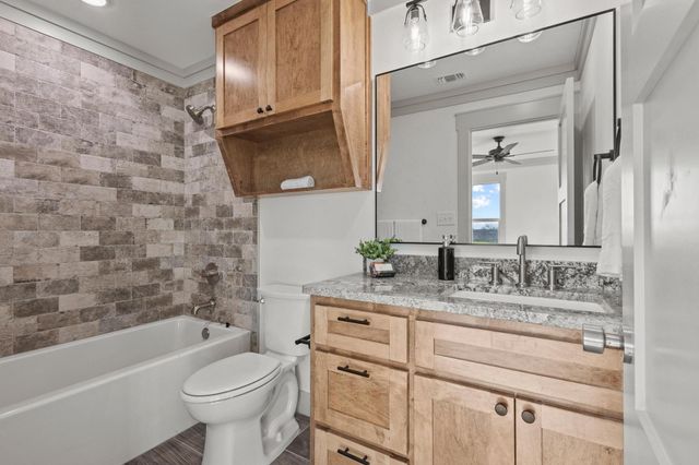 512 Bandera Drive, Howe, TX 75459