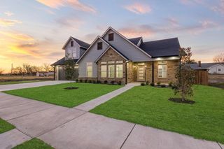 512 Bandera Drive, Howe, TX 75459