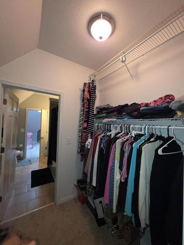 5528 W Auer AVENUE, Milwaukee, WI 53216