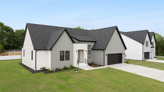 730 New South Court, Wellford, SC 29385