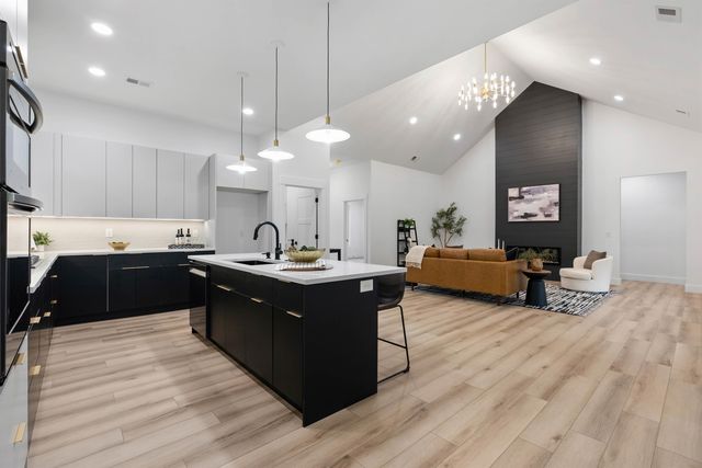 730 New South Court, Wellford, SC 29385