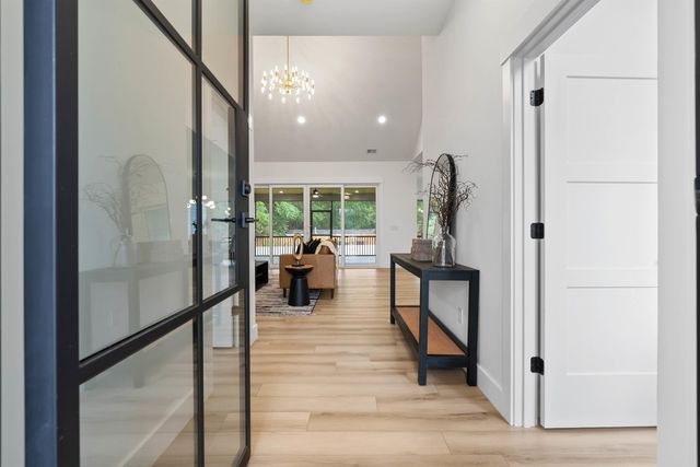 730 New South Court, Wellford, SC 29385