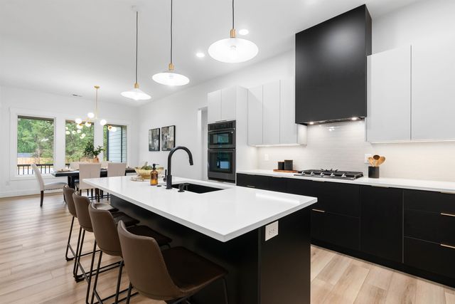 730 New South Court, Wellford, SC 29385