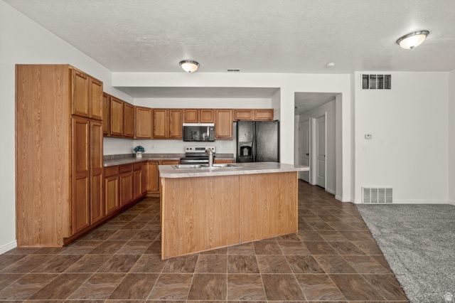 259 E SUNSHINE DR, Saratoga Springs, UT 84045