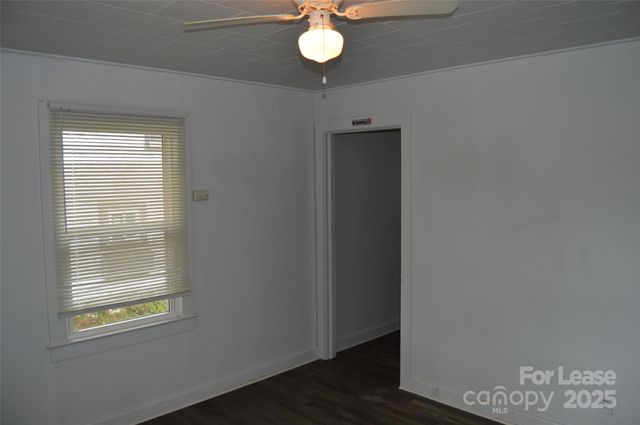 511 S Elm Street, Statesville, NC 28677