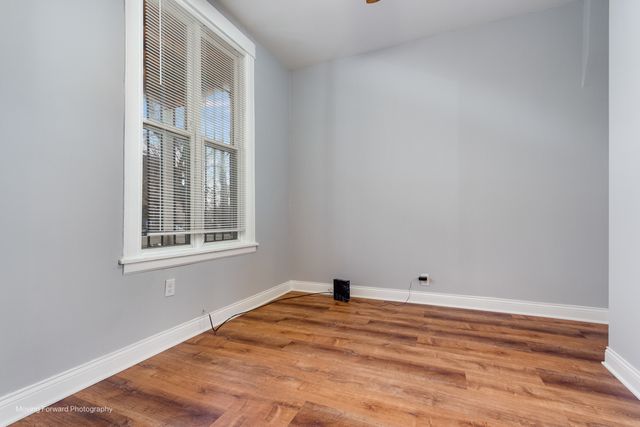 4018 W Arthington Street, Chicago, IL 60624