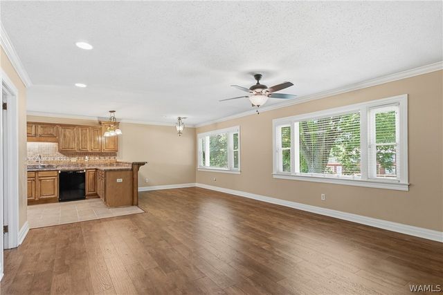 7432 Old Greensboro, Tuscaloosa, AL 35405