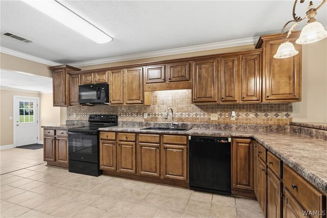 7432 Old Greensboro, Tuscaloosa, AL 35405