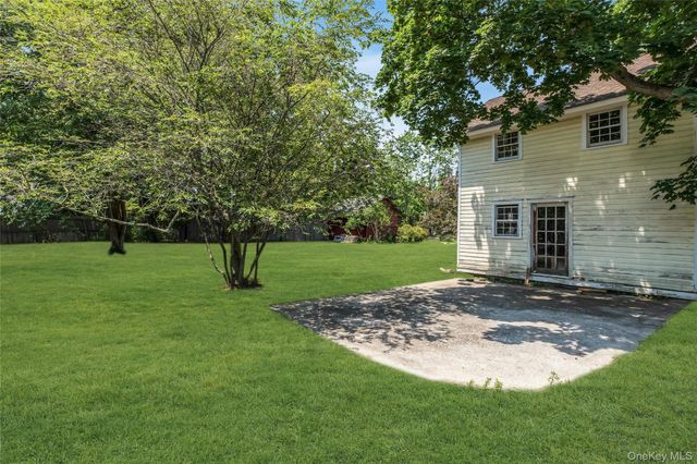 430 Montauk Highway, East Moriches, NY 11940