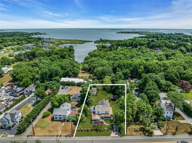 430 Montauk Highway, East Moriches, NY 11940