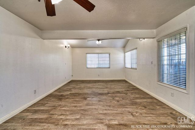 3600 O Street 12, Bakersfield, CA 93301