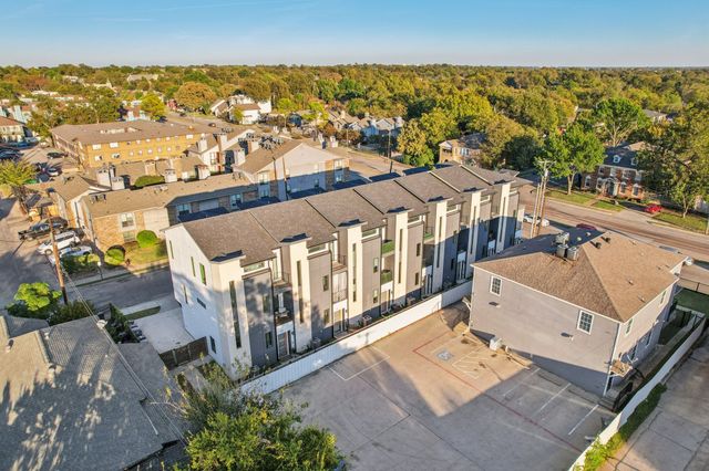 145 N Henderson Avenue 102, Dallas, TX 75214