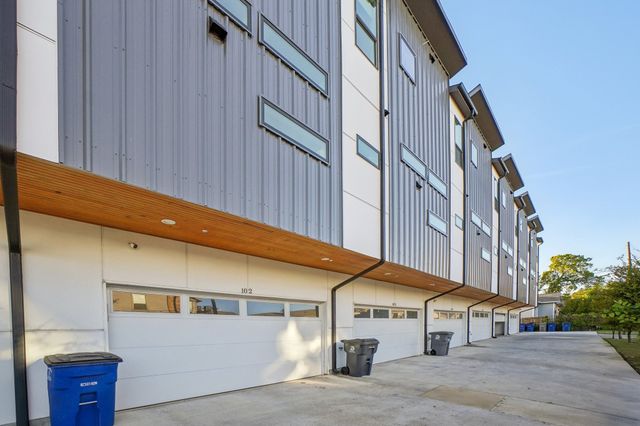 145 N Henderson Avenue 102, Dallas, TX 75214