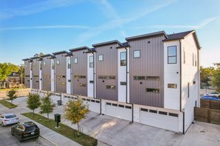 145 N Henderson Avenue 102, Dallas, TX 75214