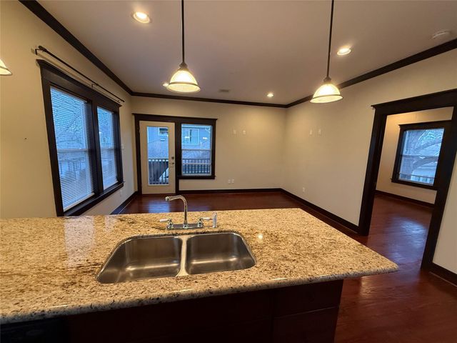 334 W 22nd Street A, Houston, TX 77008