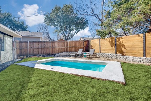 266 Lakeside Drive, Rockwall, TX 75032