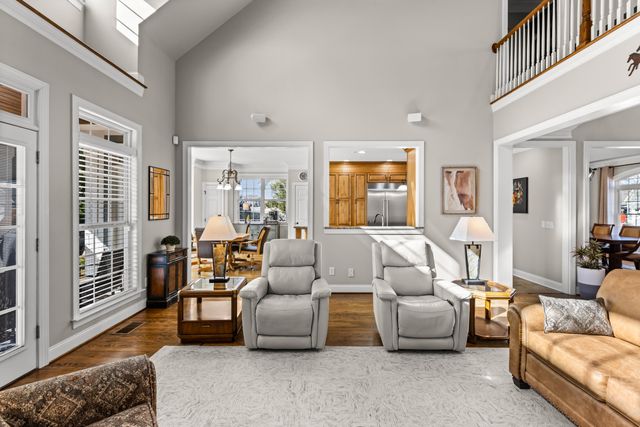 335 Lakeshore Cove Drive, Fort Oglethorpe, GA 30742