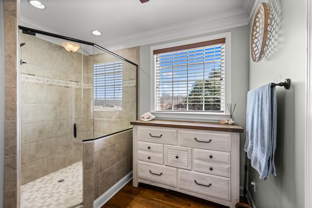 335 Lakeshore Cove Drive, Fort Oglethorpe, GA 30742