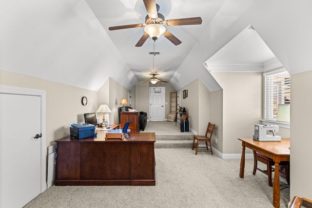 335 Lakeshore Cove Drive, Fort Oglethorpe, GA 30742