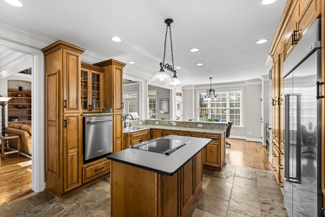 335 Lakeshore Cove Drive, Fort Oglethorpe, GA 30742